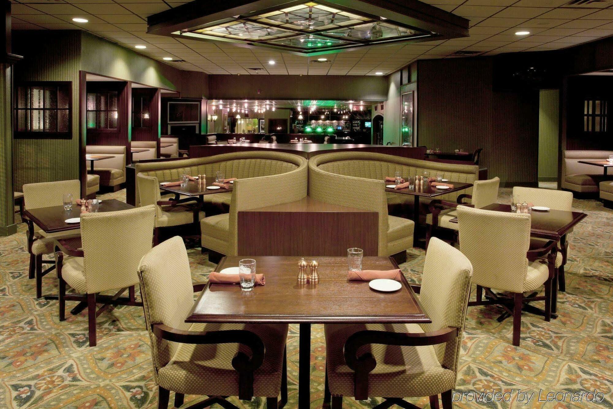 Ramada By Wyndham Uniontown Hotel Екстериор снимка